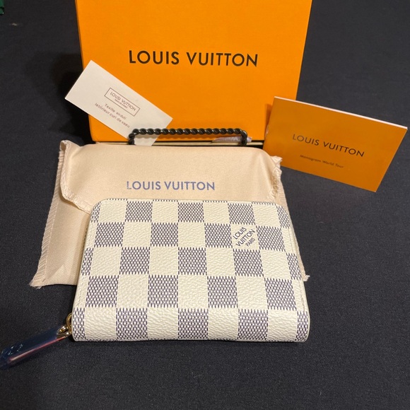 Louis Vuitton Damier Azur Canvas Wallet - Picture 1 of 7